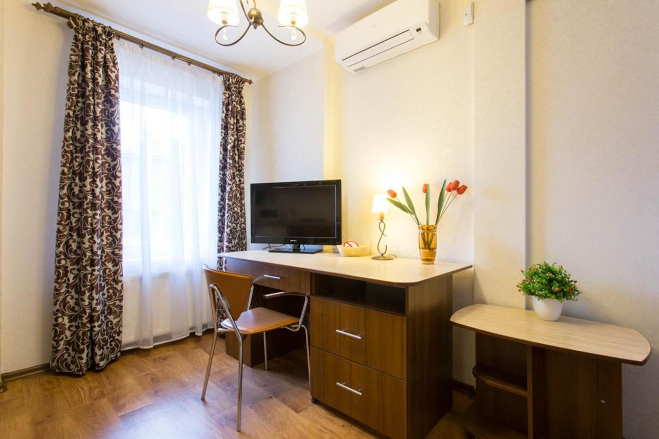 Excellent studio apartment in the Center - Kravtsova lane 13B Charkiv Esterno foto