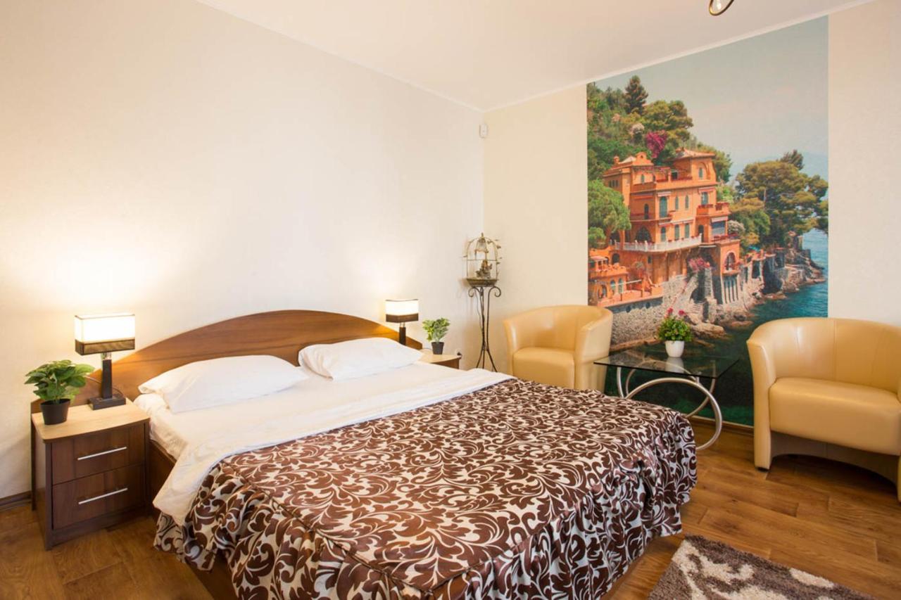 Excellent studio apartment in the Center - Kravtsova lane 13B Charkiv Esterno foto