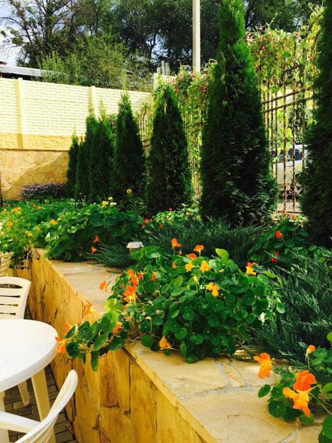 Excellent studio apartment in the Center - Kravtsova lane 13B Charkiv Esterno foto